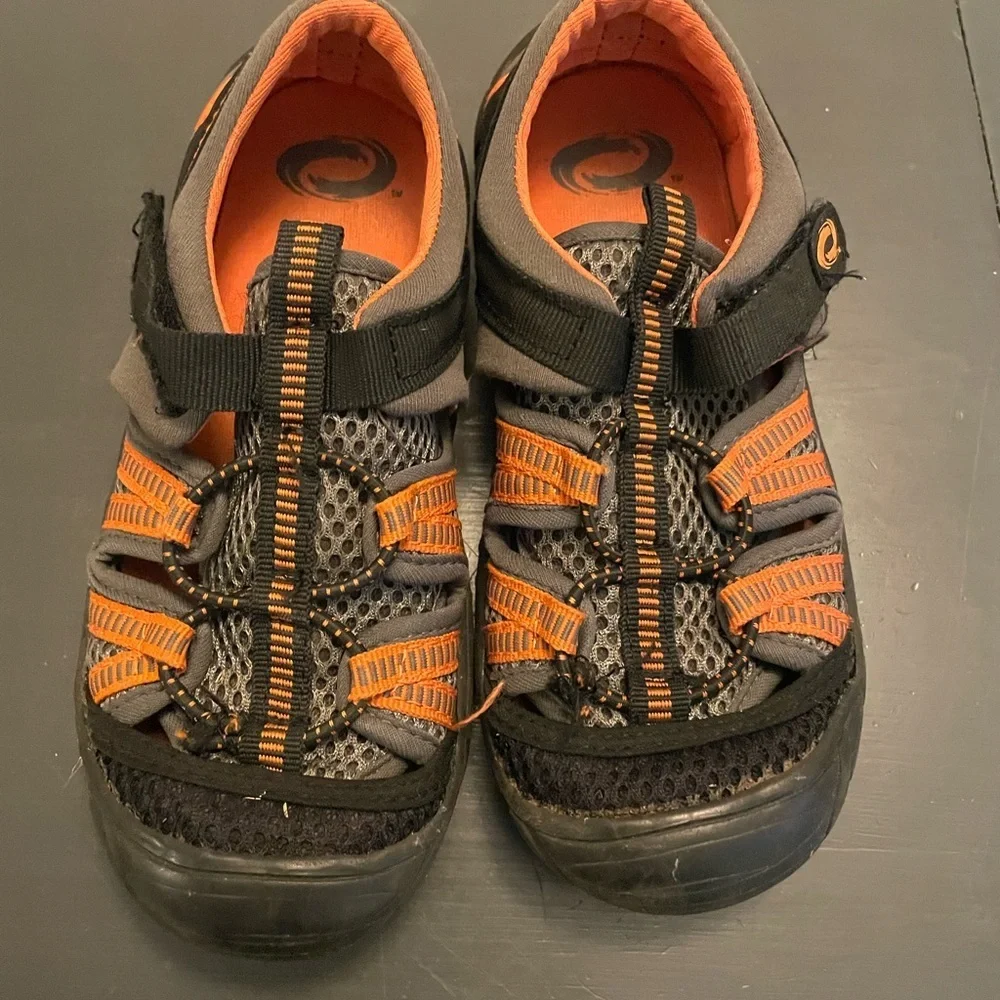 Academy Sports Size 12 orange Mesh Water Shoes Poolside Beach Vacation Vibe